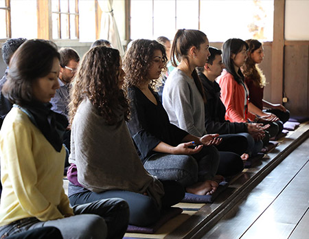 Hitotsubashi ICS Global Network Week Tokyo Zen meditation Engakuji Temple