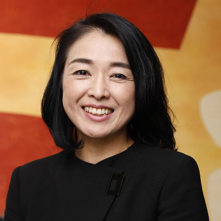 一橋ICSエグゼクティブエデュケーション, Excecutive Education Program Director Emi Osono